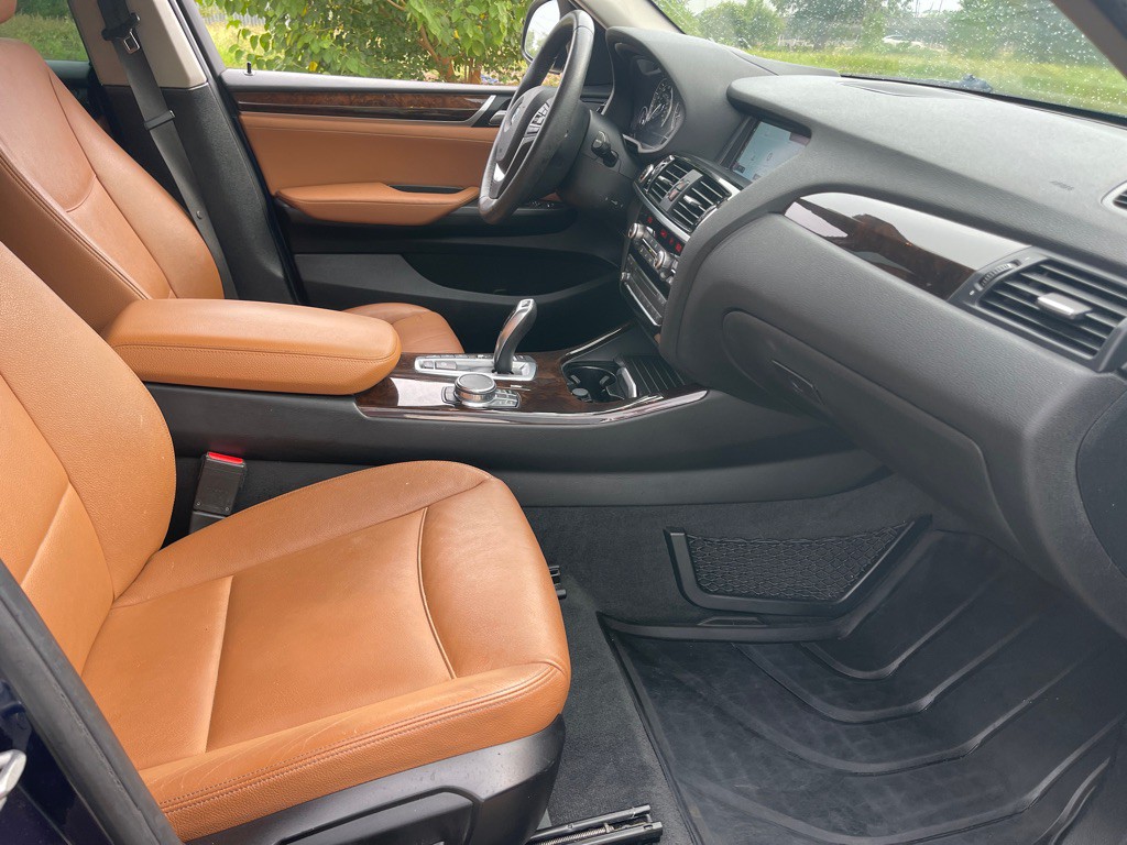 2017 BMW X3 Image 13