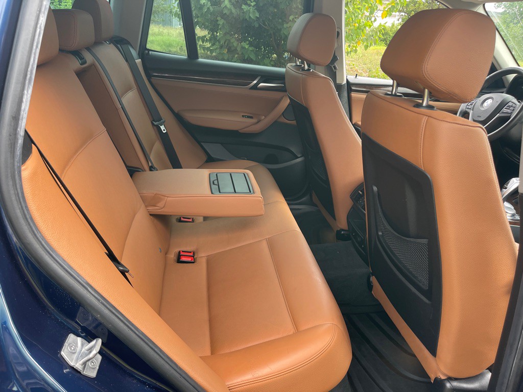 2017 BMW X3 Image 14