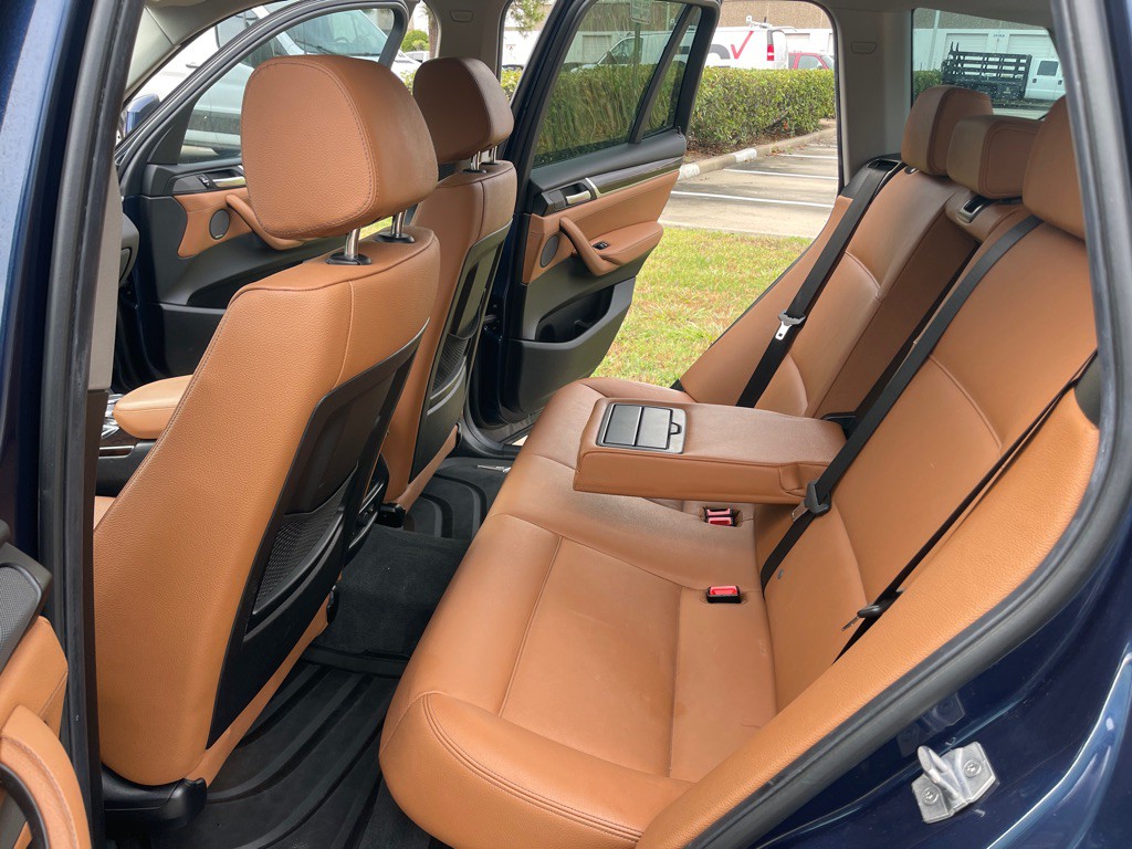 2017 BMW X3 Image 16