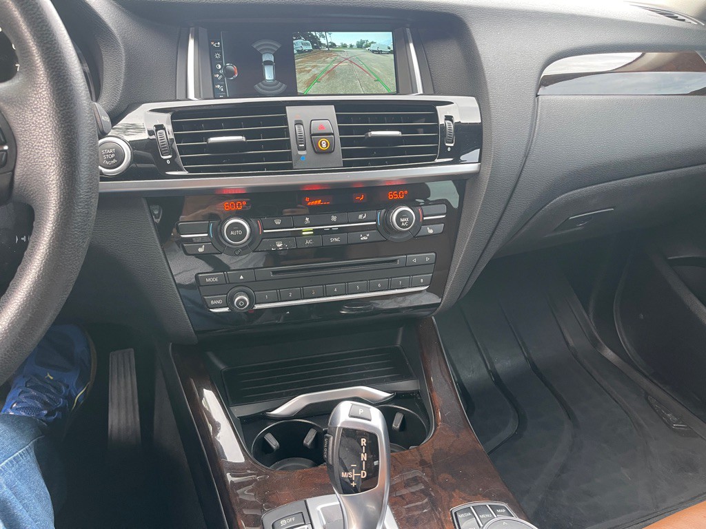 2017 BMW X3 Image 20