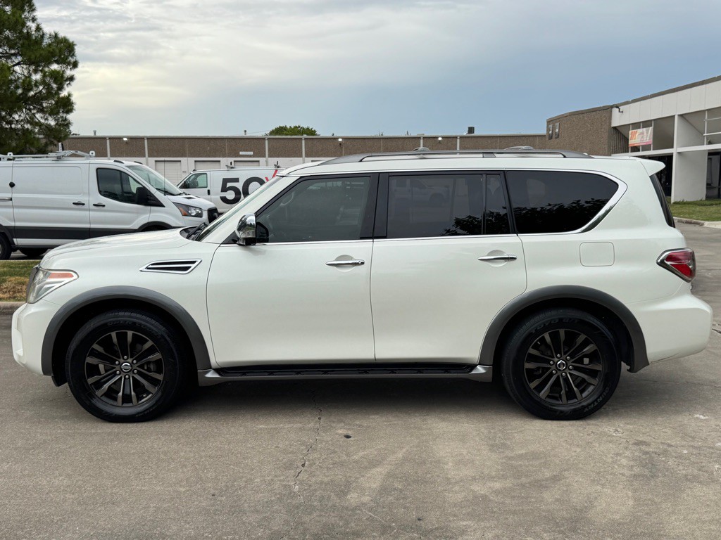 2017 Nissan Armada Image 5