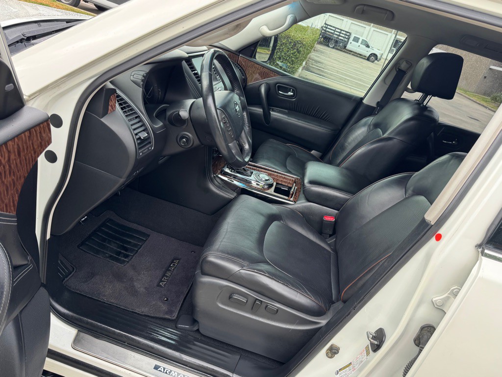 2017 Nissan Armada Image 13