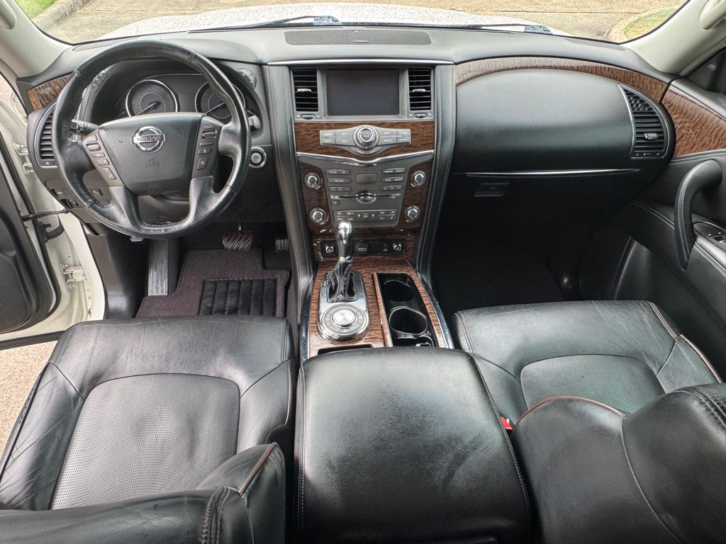 2017 Nissan Armada Image 18