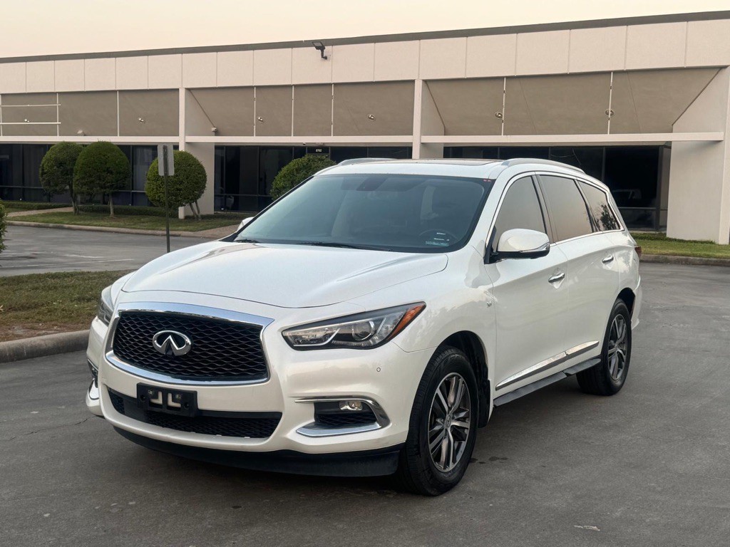 2018 INFINITI QX60 Image 2