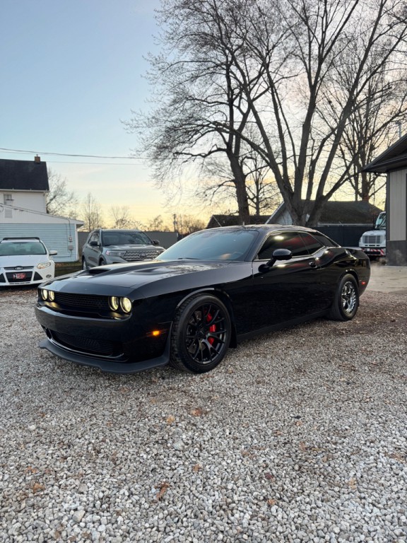2015 Dodge Challenger Image 4