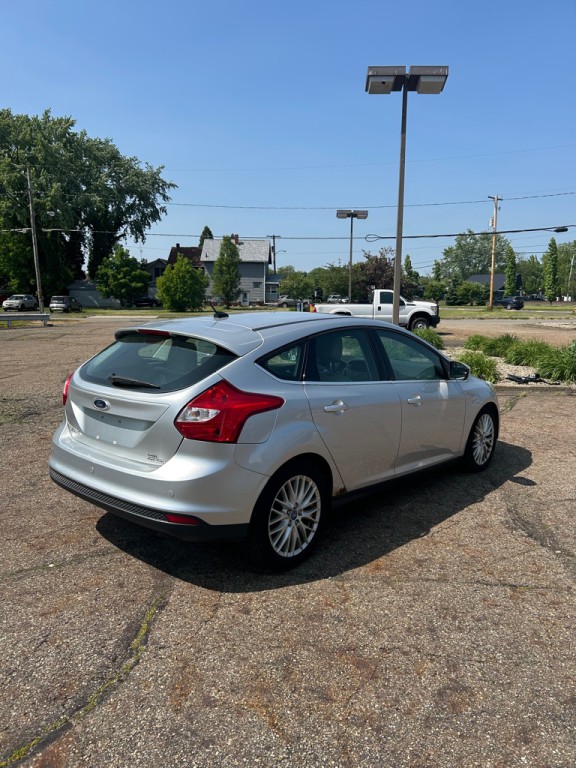 2012 Ford Focus Image 8