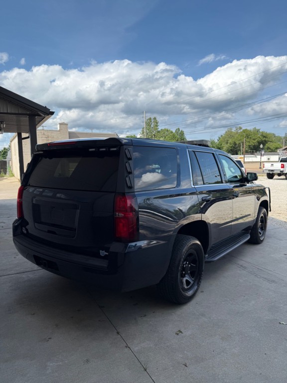 2017 Chevrolet Tahoe Image 3