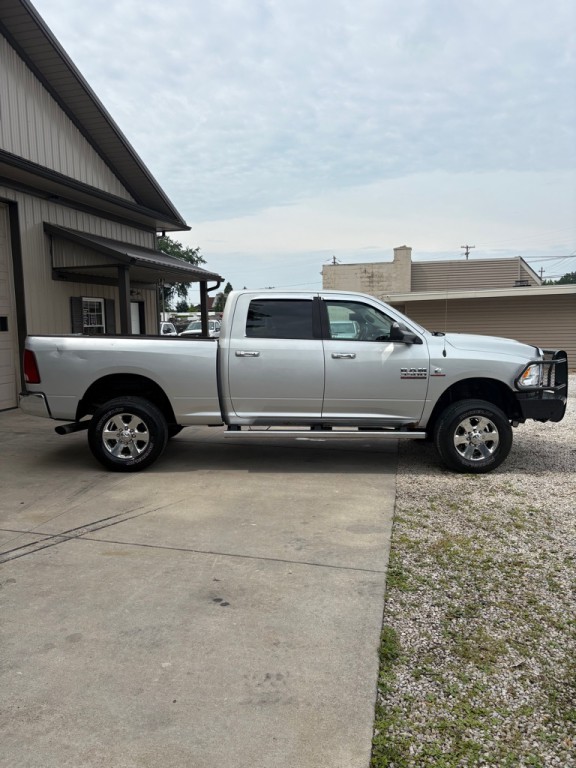 2015 RAM 3500 Image 3