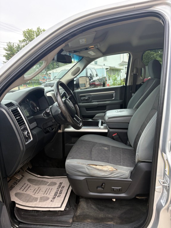 2015 RAM 3500 Image 10
