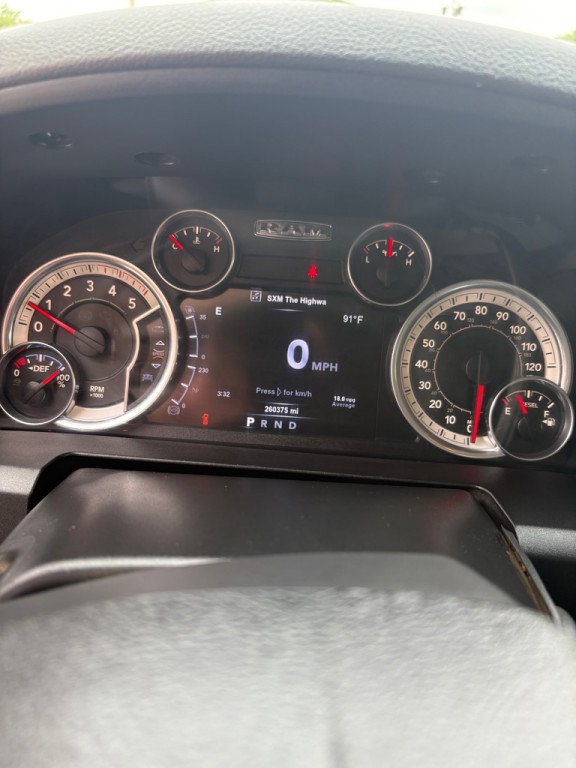 2015 RAM 3500 Image 12