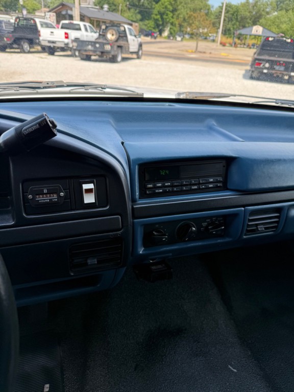 1996 Ford F-350 Image 12