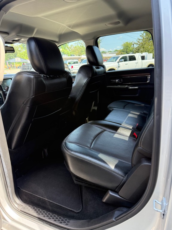 2014 RAM 2500 Image 12