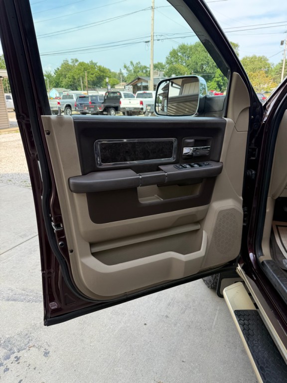 2012 Dodge Ram 3500 Image 11