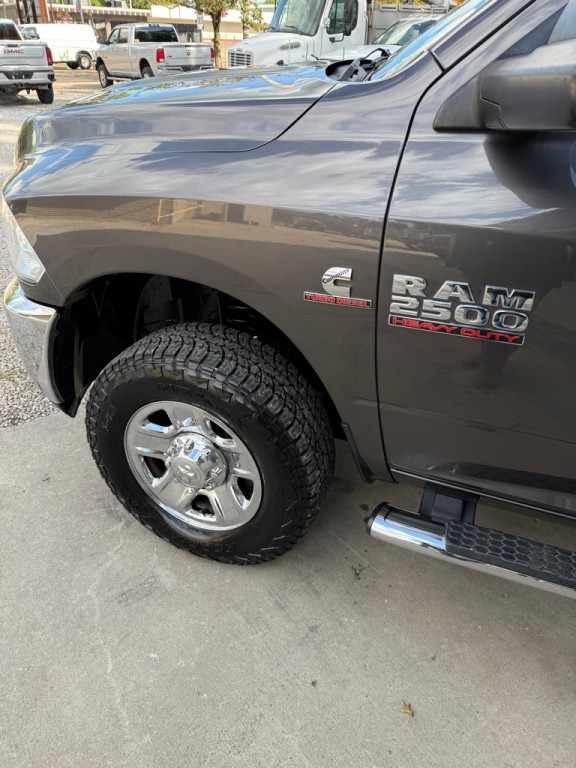 2016 RAM 2500 Image 10