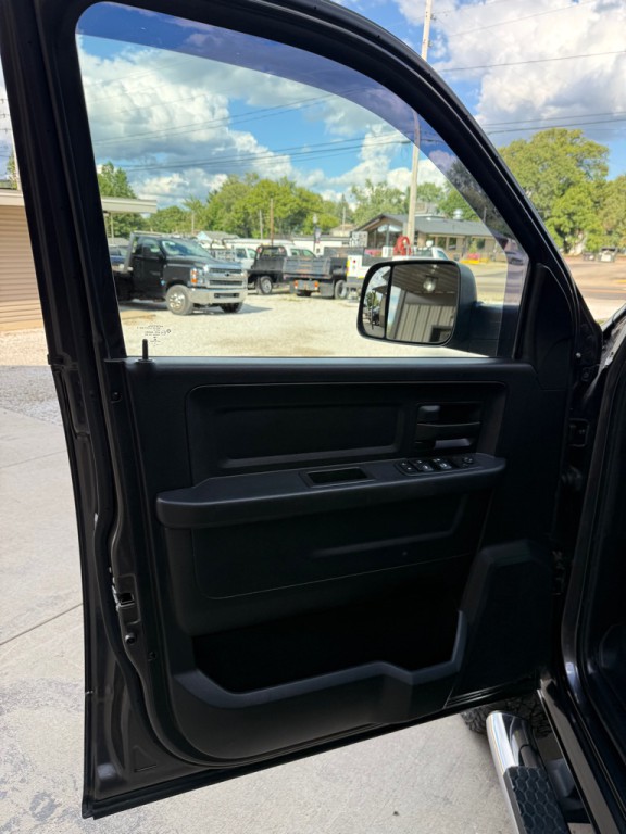 2016 RAM 2500 Image 13