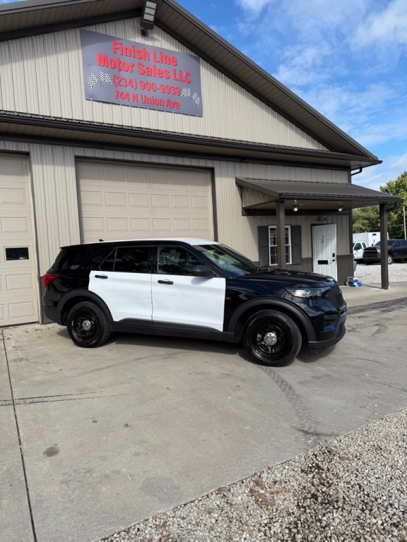 2021 Ford Explorer Image 2