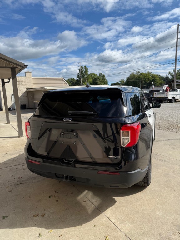 2021 Ford Explorer Image 4