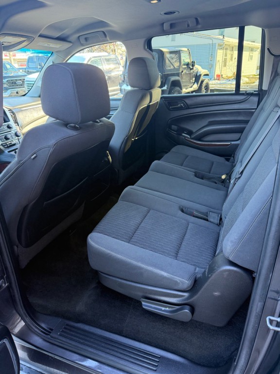 2015 GMC Yukon Image 9