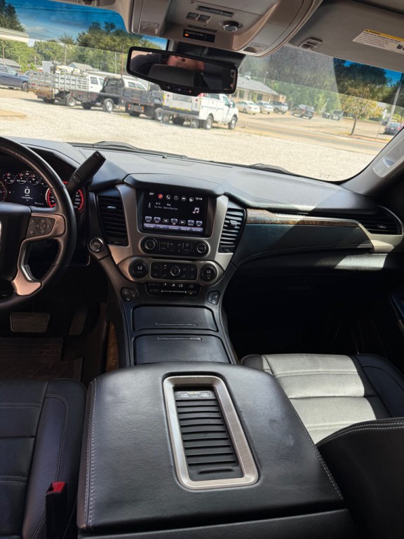 2016 GMC Yukon Image 14