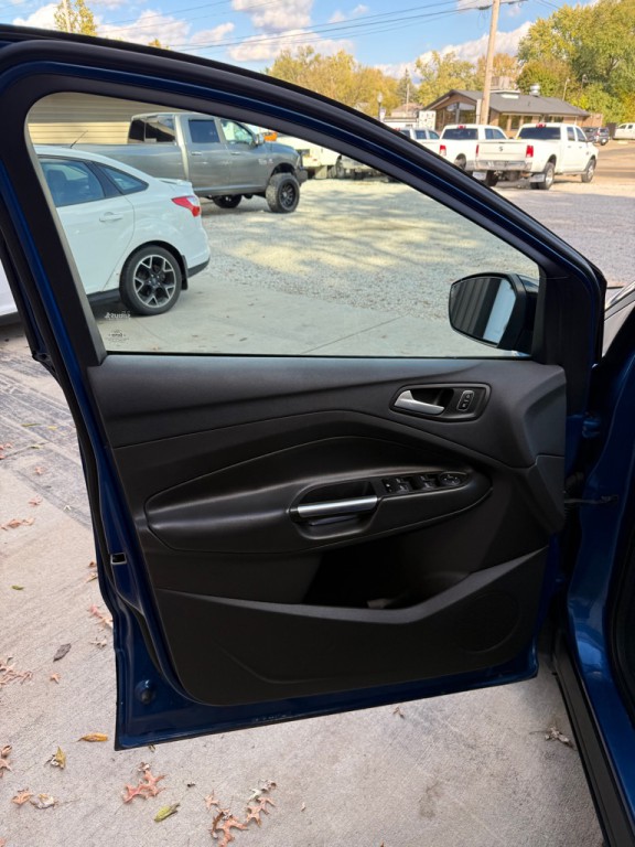 2017 Ford Escape Image 9
