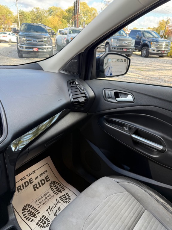 2017 Ford Escape Image 15