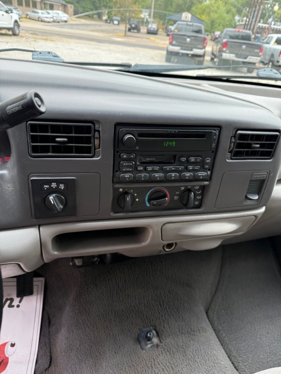 2000 Ford F-350 Image 14