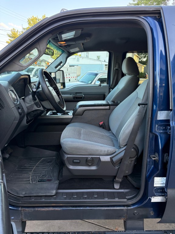 2011 Ford F-350 Image 10
