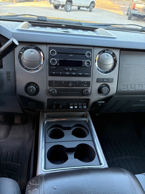 2011 Ford F-350 Image 11