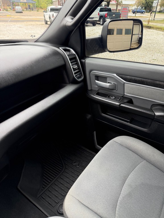 2022 RAM 2500 Image 16