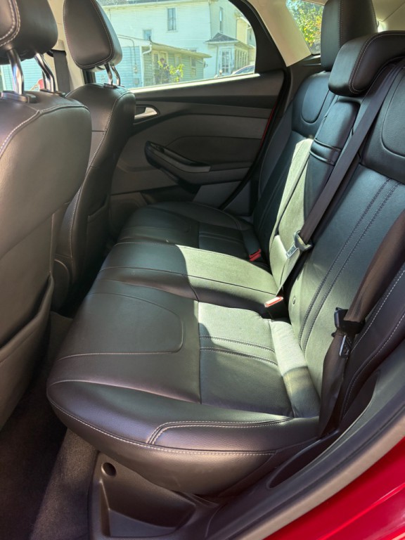 2012 Ford Focus Image 14