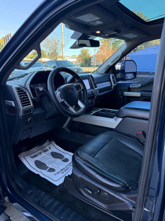 2017 Ford F-250 Image 9