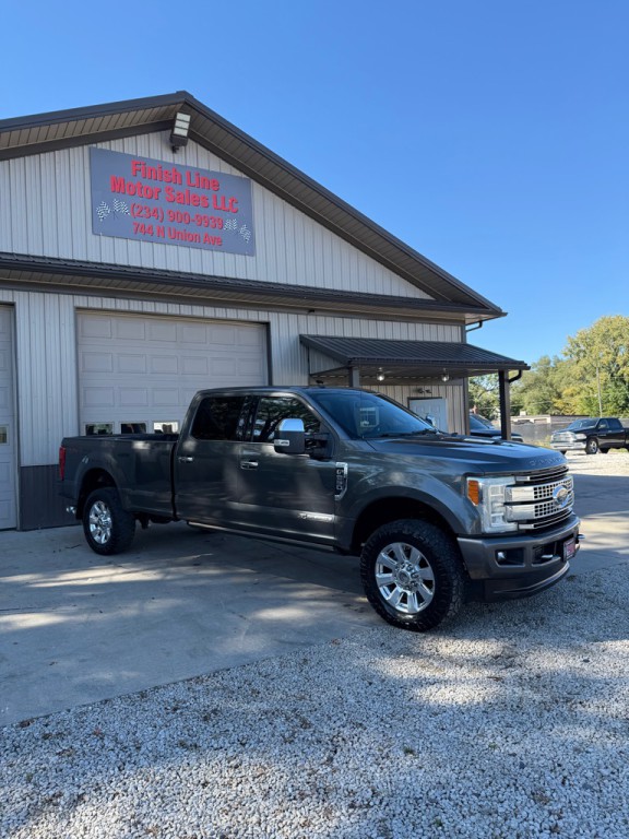 2017 Ford F-250 Image 2