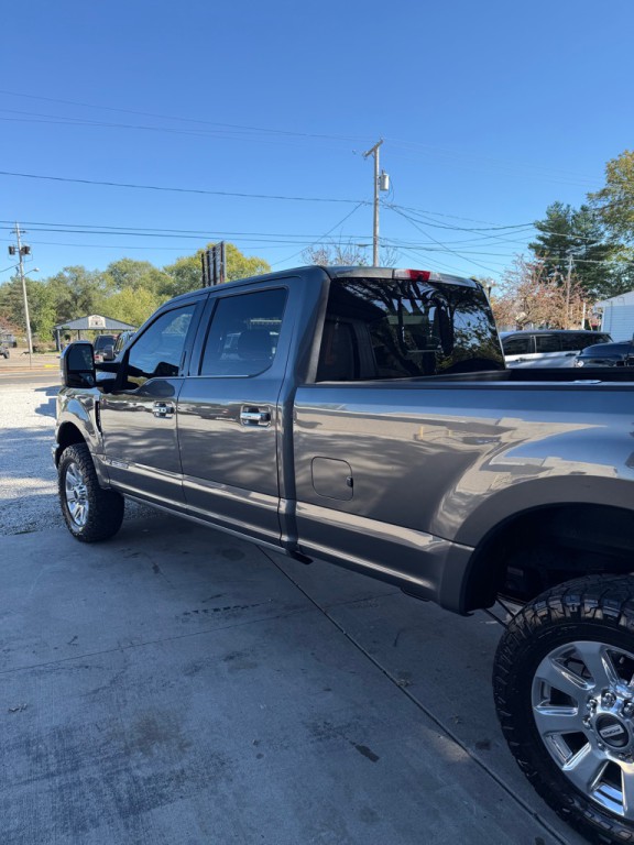 2017 Ford F-250 Image 6