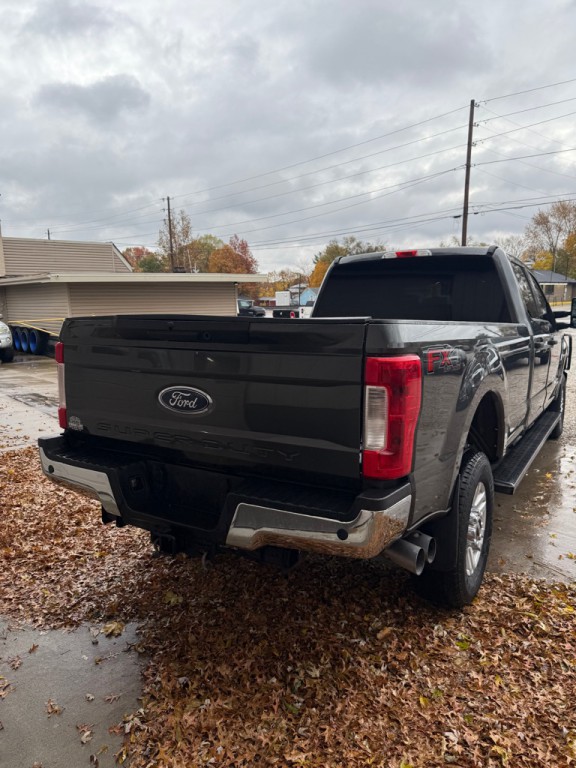 2018 Ford F-250 Image 4