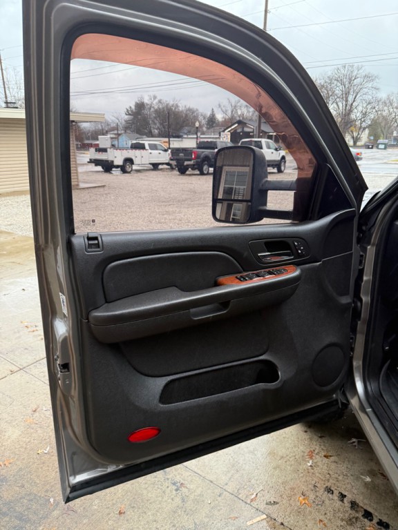 2008 GMC Sierra Image 11