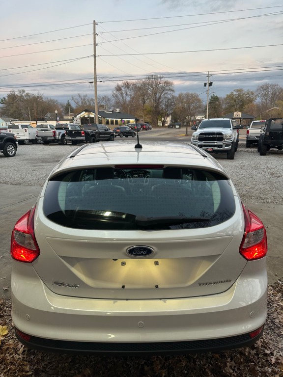 2012 Ford Focus Image 6