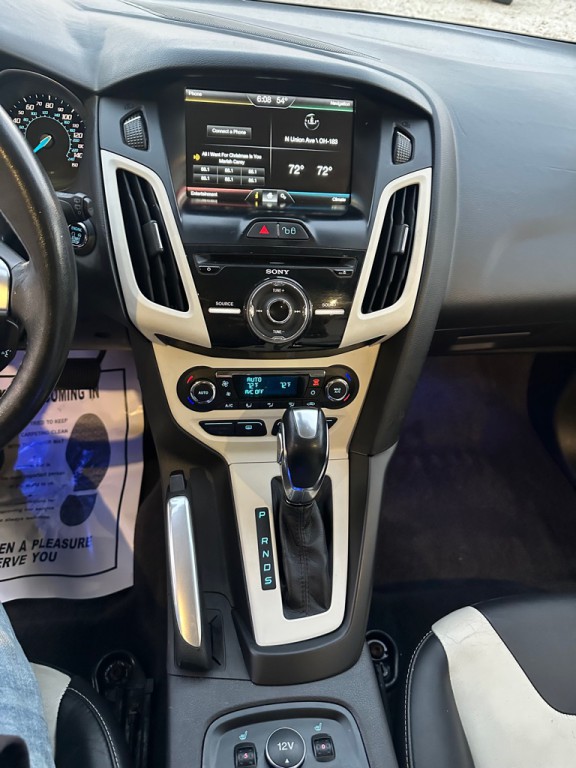 2012 Ford Focus Image 12