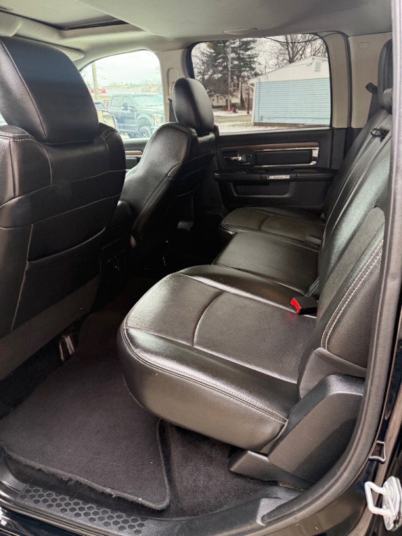 2015 RAM 2500 Image 12
