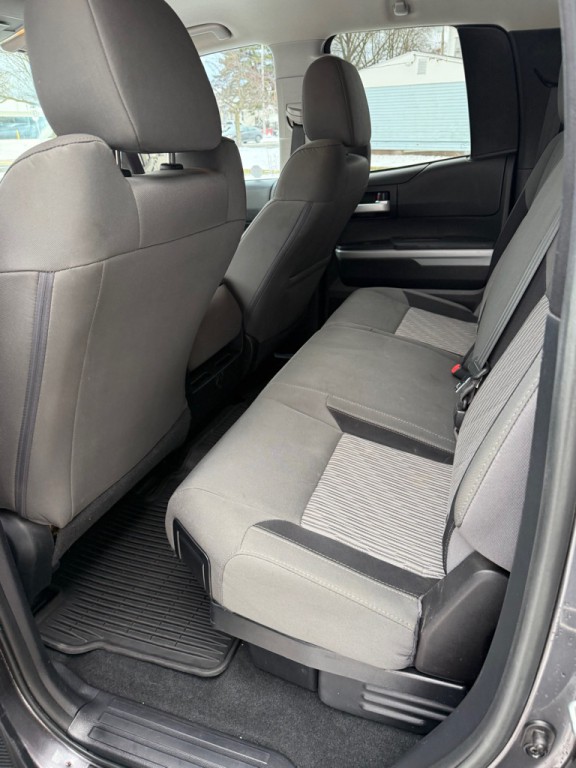 2017 Toyota Tundra Image 11