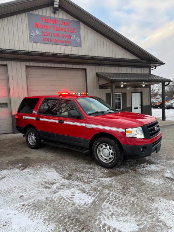 2011 Ford Expedition Image 2