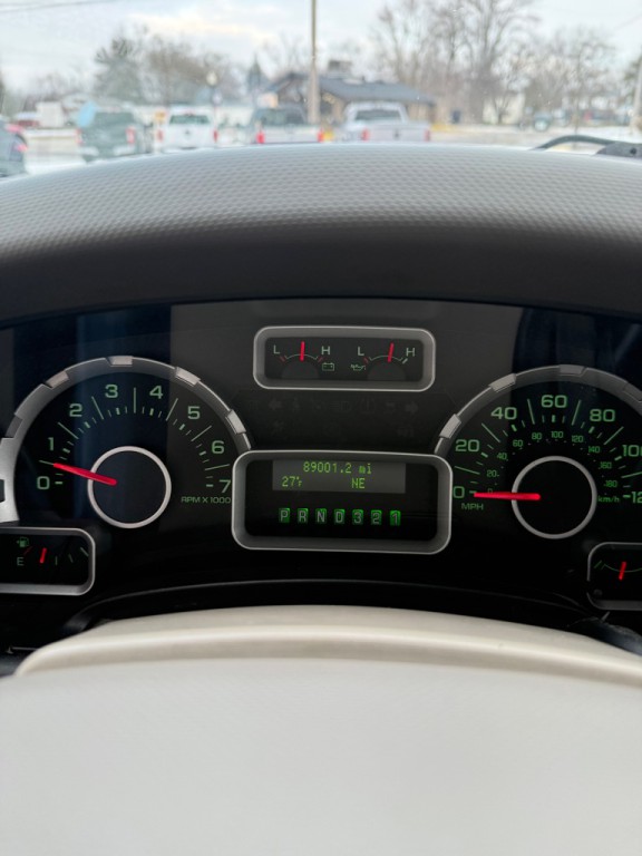 2011 Ford Expedition Image 11