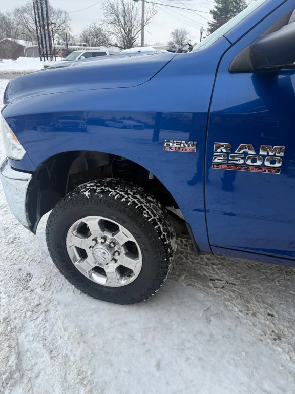 2017 RAM 2500 Image 10