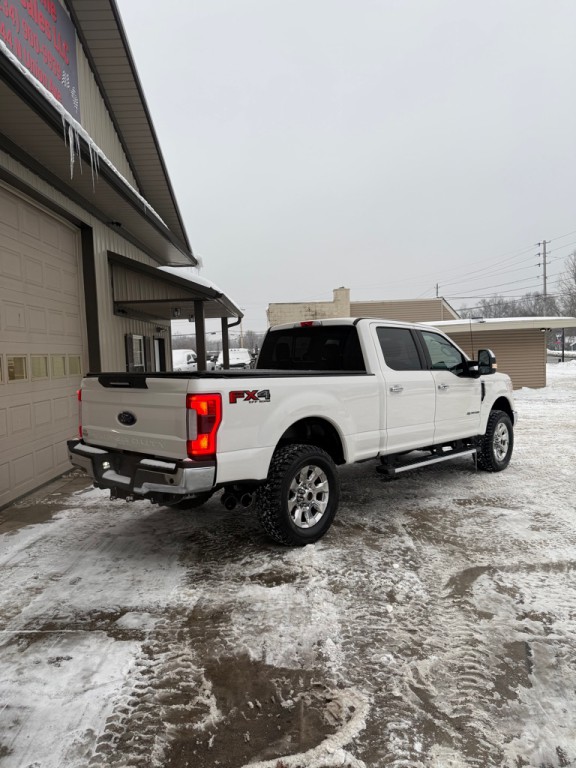 2017 Ford F-250 Image 3
