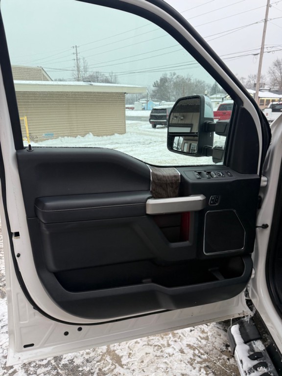 2017 Ford F-250 Image 10