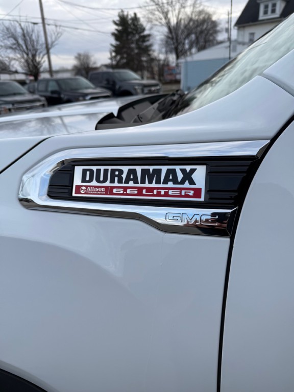 2022 GMC Sierra Image 11