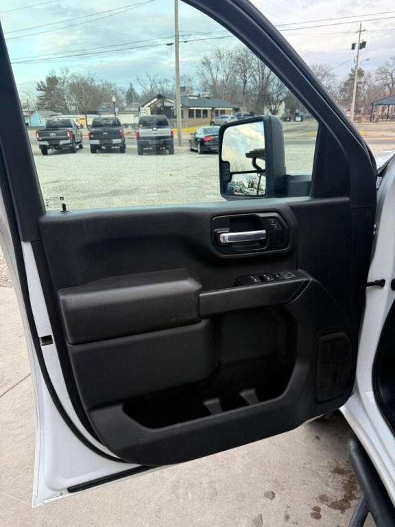 2022 GMC Sierra Image 13