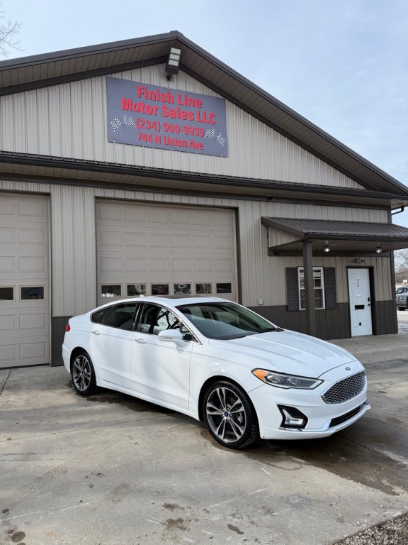 2020 Ford Fusion Image 2