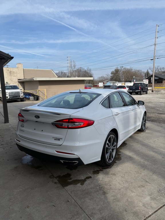 2020 Ford Fusion Image 4