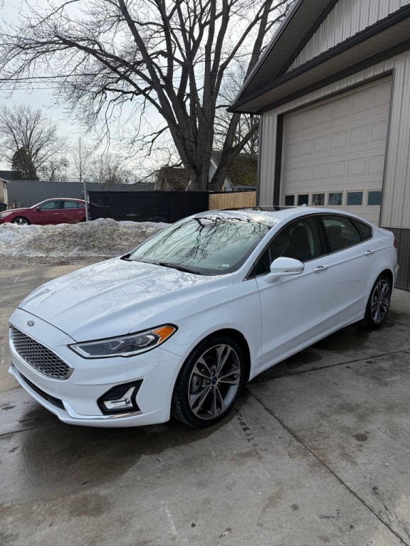 2020 Ford Fusion Image 8