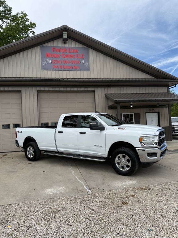 2023 RAM 2500 Image 2